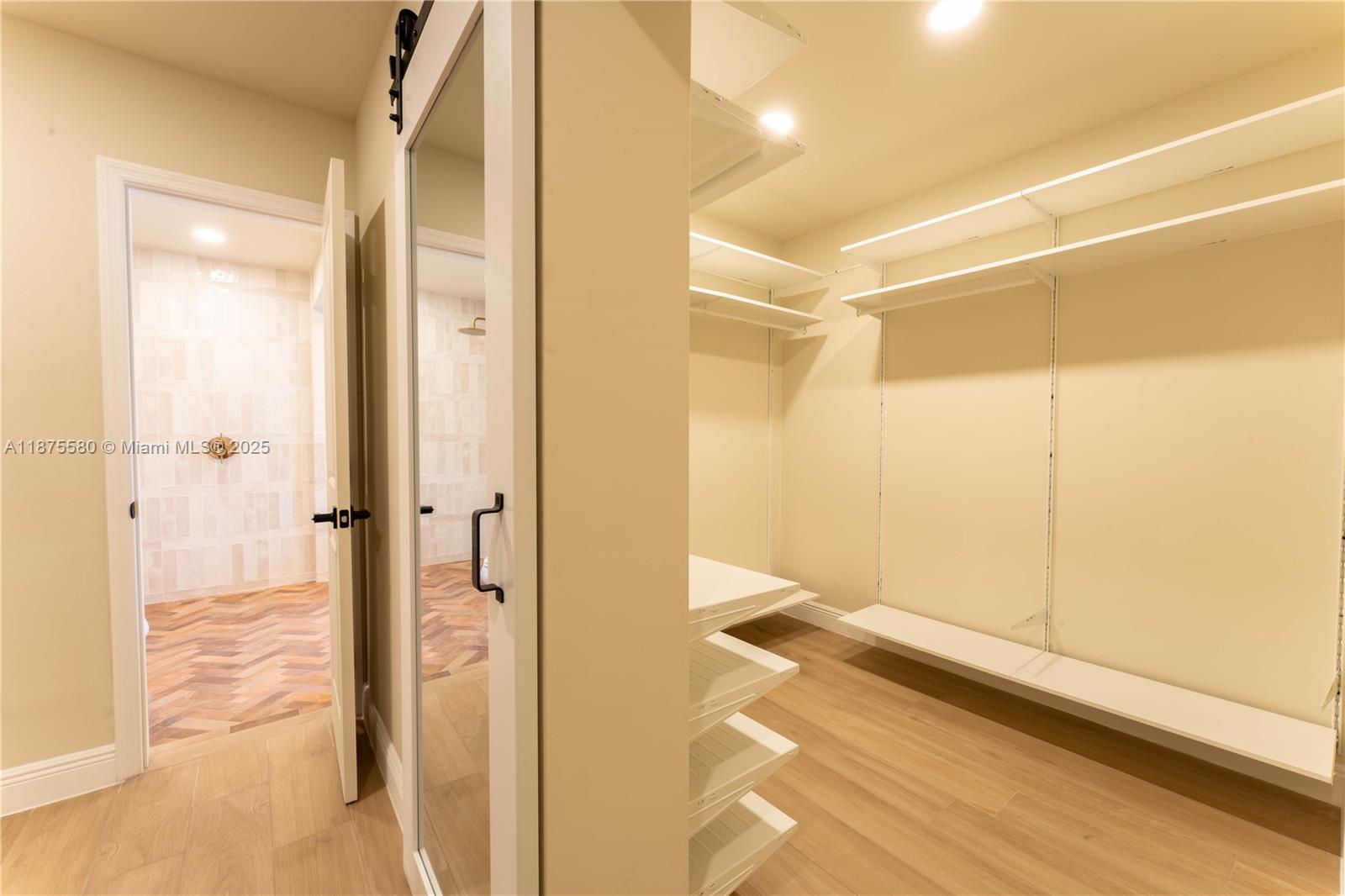 MONTGOMERY EAST SEC 2 - Residential Lease