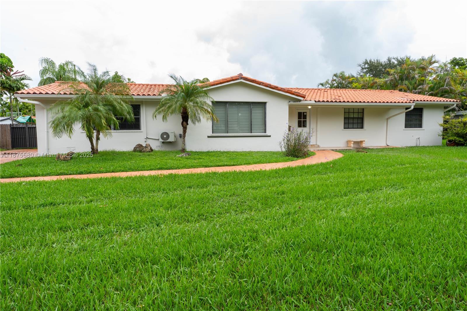 MONTGOMERY EAST SEC 2 - Residential Lease