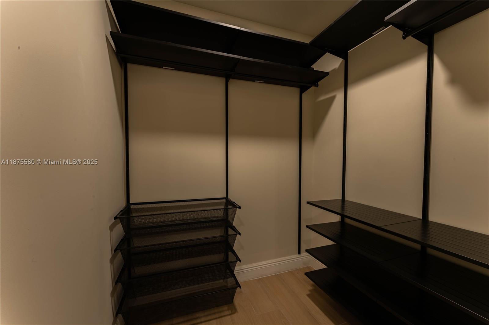 MONTGOMERY EAST SEC 2 - Residential Lease