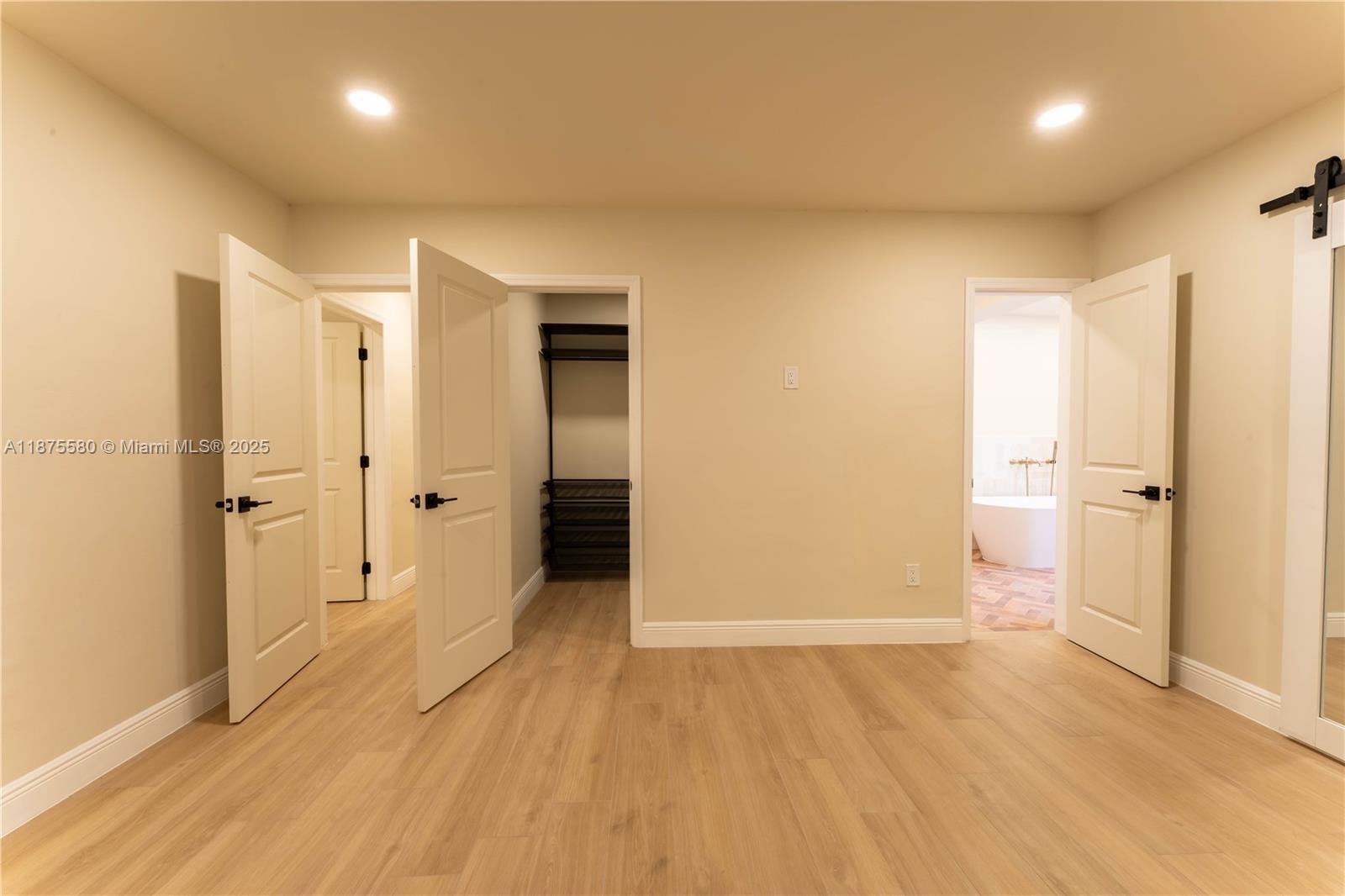 MONTGOMERY EAST SEC 2 - Residential Lease