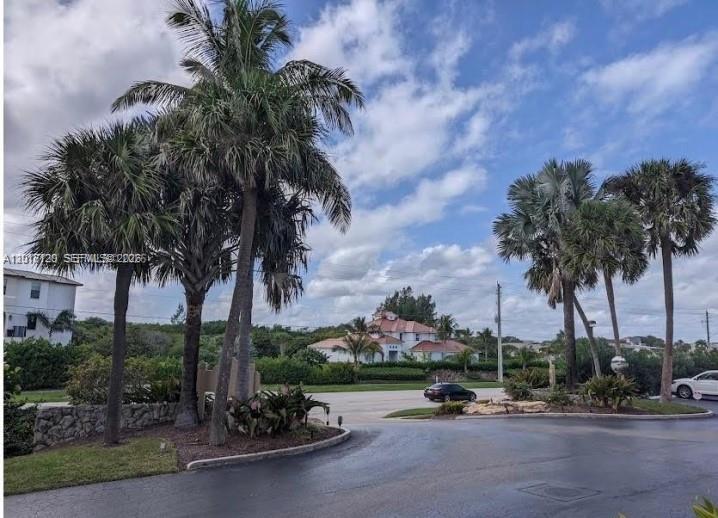 SUNTIDE CONDO - Residential