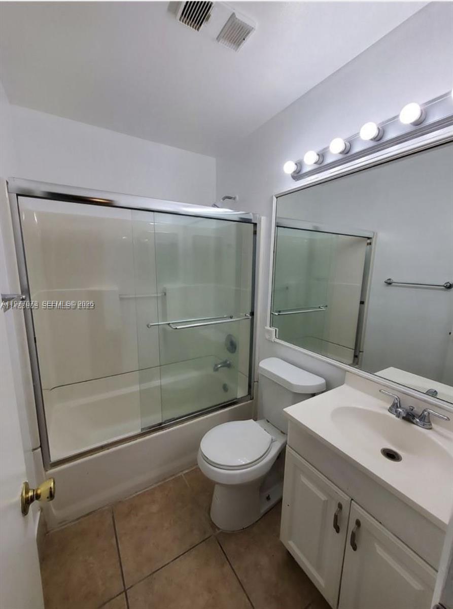 CYPRESS TRACE CONDO - Residential