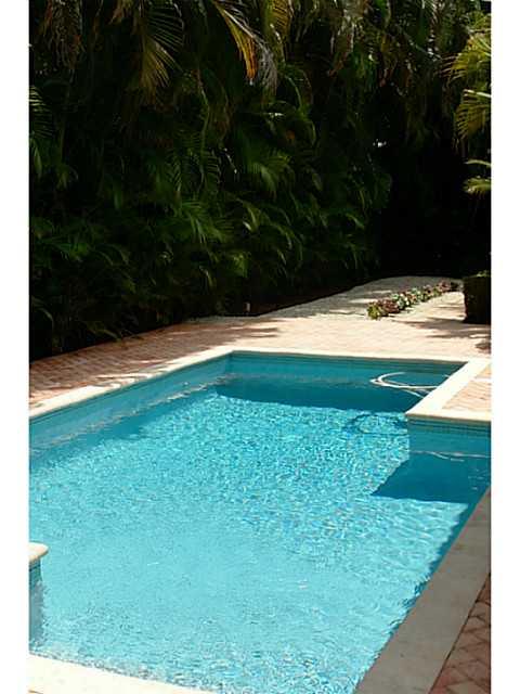 COUNTRY ISLES GARDEN HOME - Residential Lease