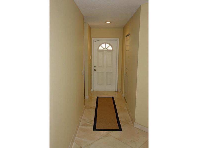 COUNTRY ISLES GARDEN HOME - Residential Lease