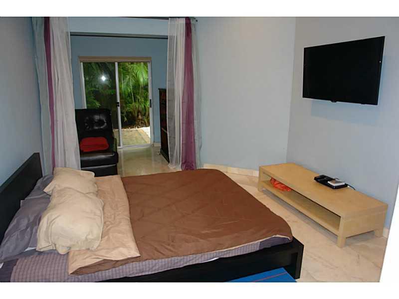 COUNTRY ISLES GARDEN HOME - Residential Lease