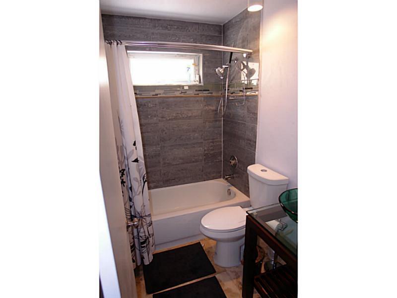 COUNTRY ISLES GARDEN HOME - Residential Lease