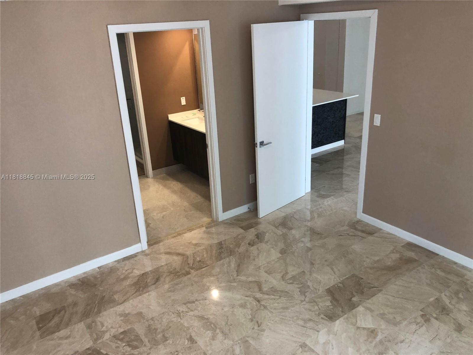 ARIA ON THE BAY CONDO - Residential Lease