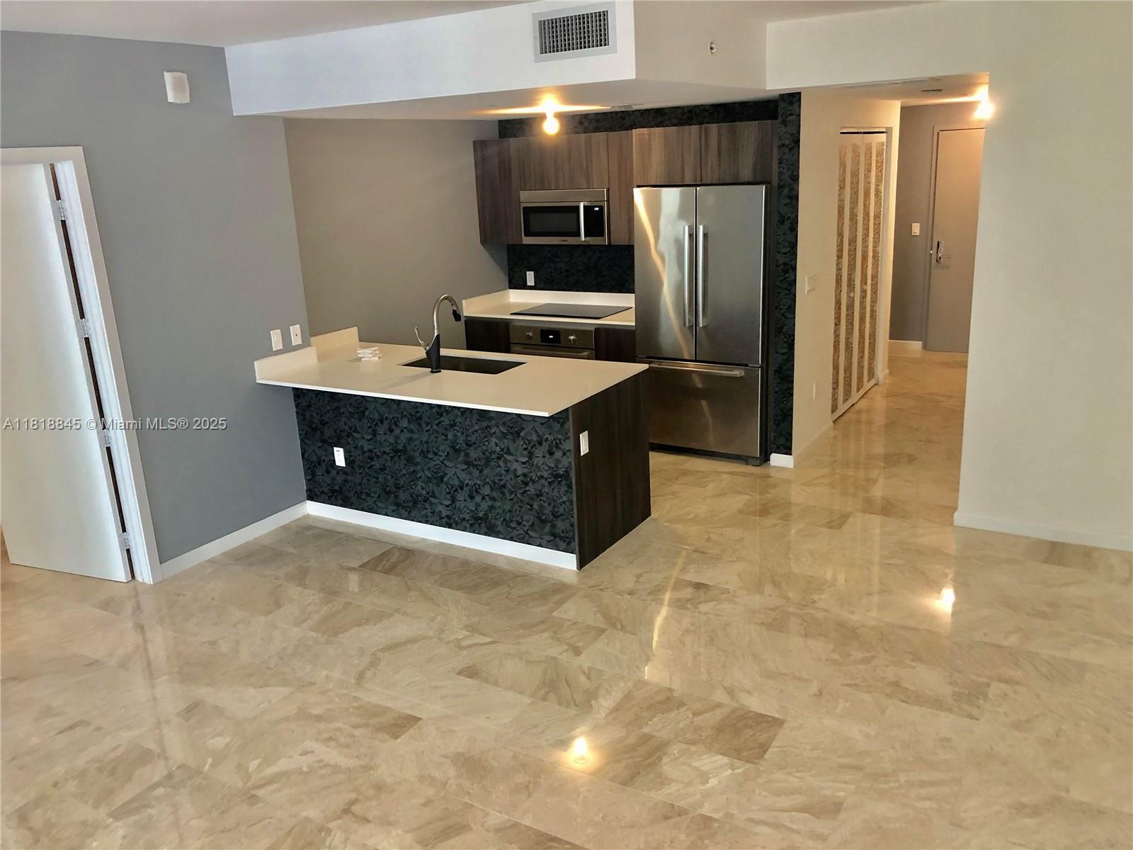ARIA ON THE BAY CONDO - Residential Lease