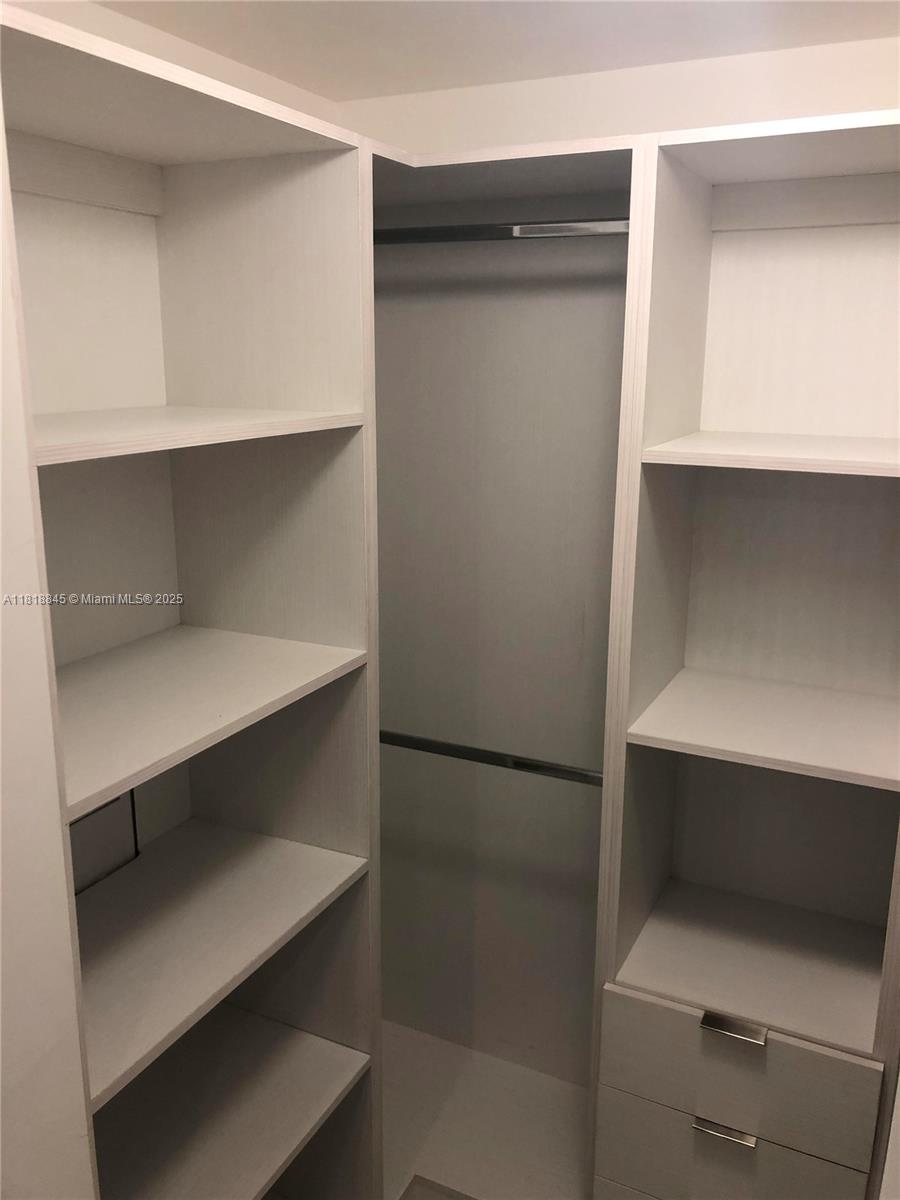ARIA ON THE BAY CONDO - Residential Lease