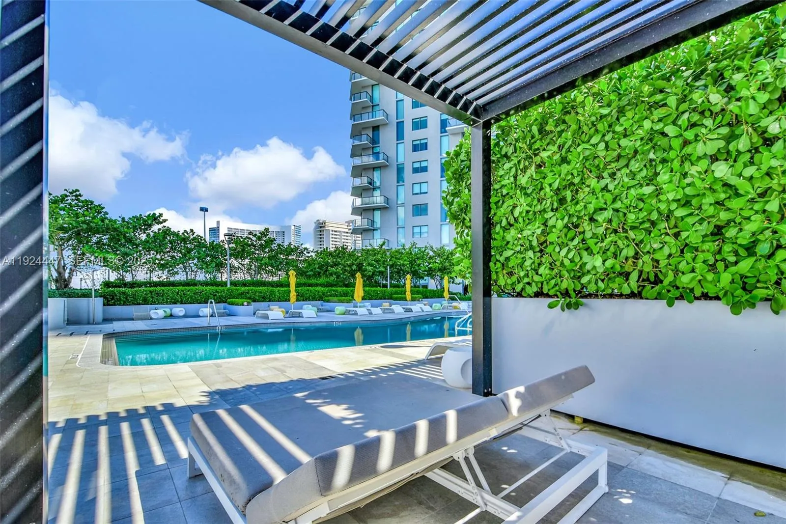Miami, Florida 33137, United States, 1 Bedroom Bedrooms, ,2 BathroomsBathrooms,Residential,Active,250866