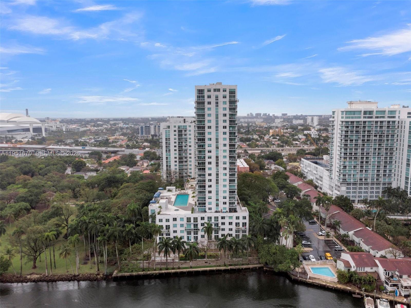 TERRAZAS RIVERPARK VILLAG - Residential