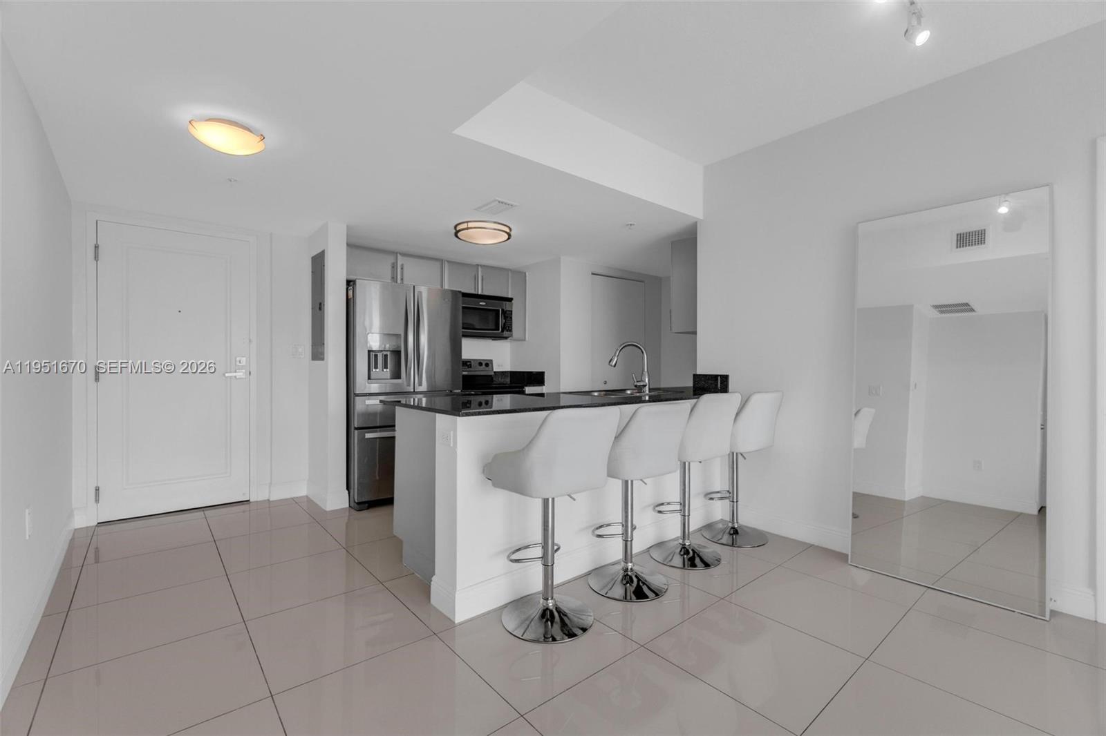 TERRAZAS RIVERPARK VILLAG - Residential