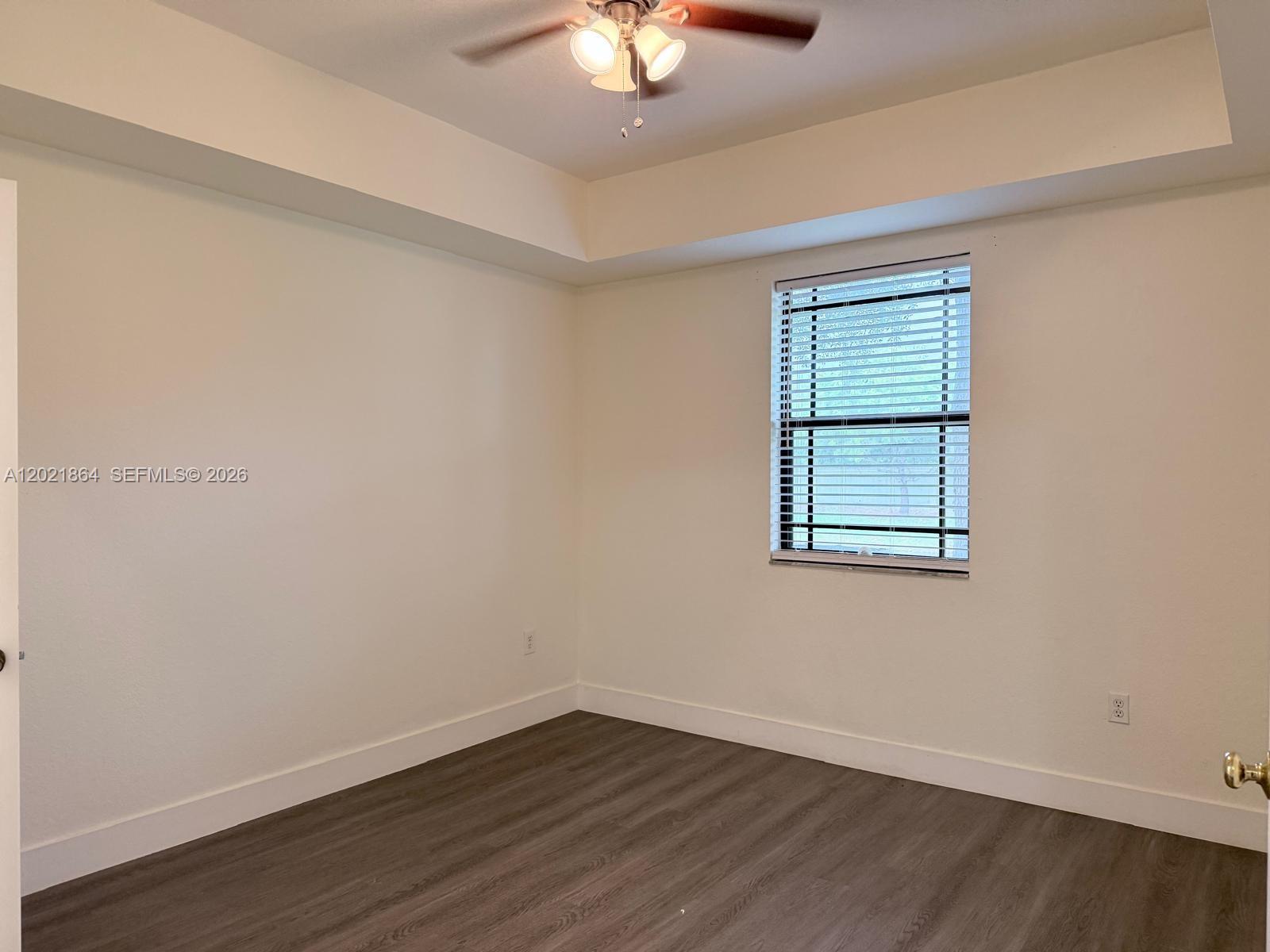 VENICE AT CRYSTAL LAKES C - Residential Lease