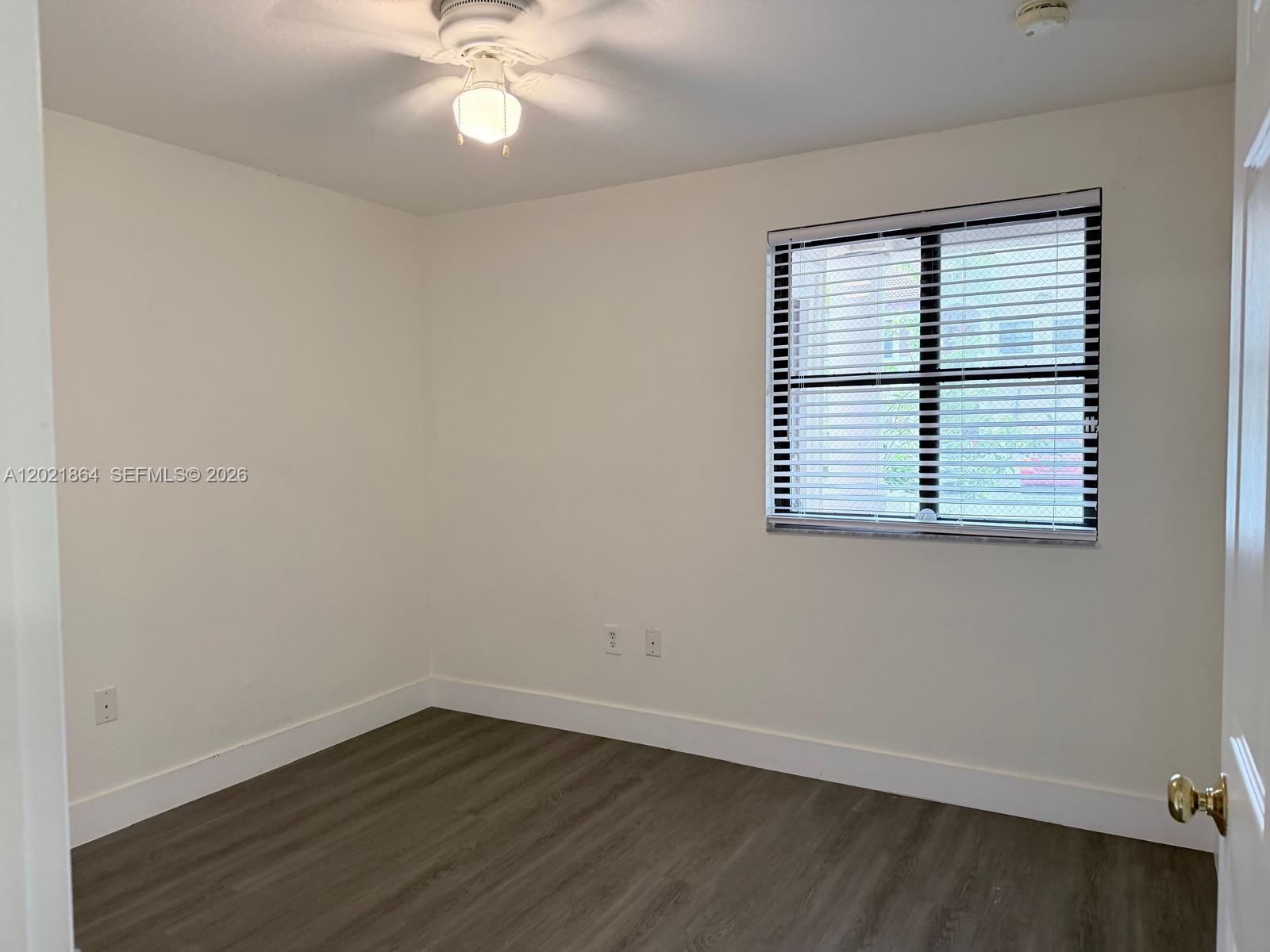 VENICE AT CRYSTAL LAKES C - Residential Lease
