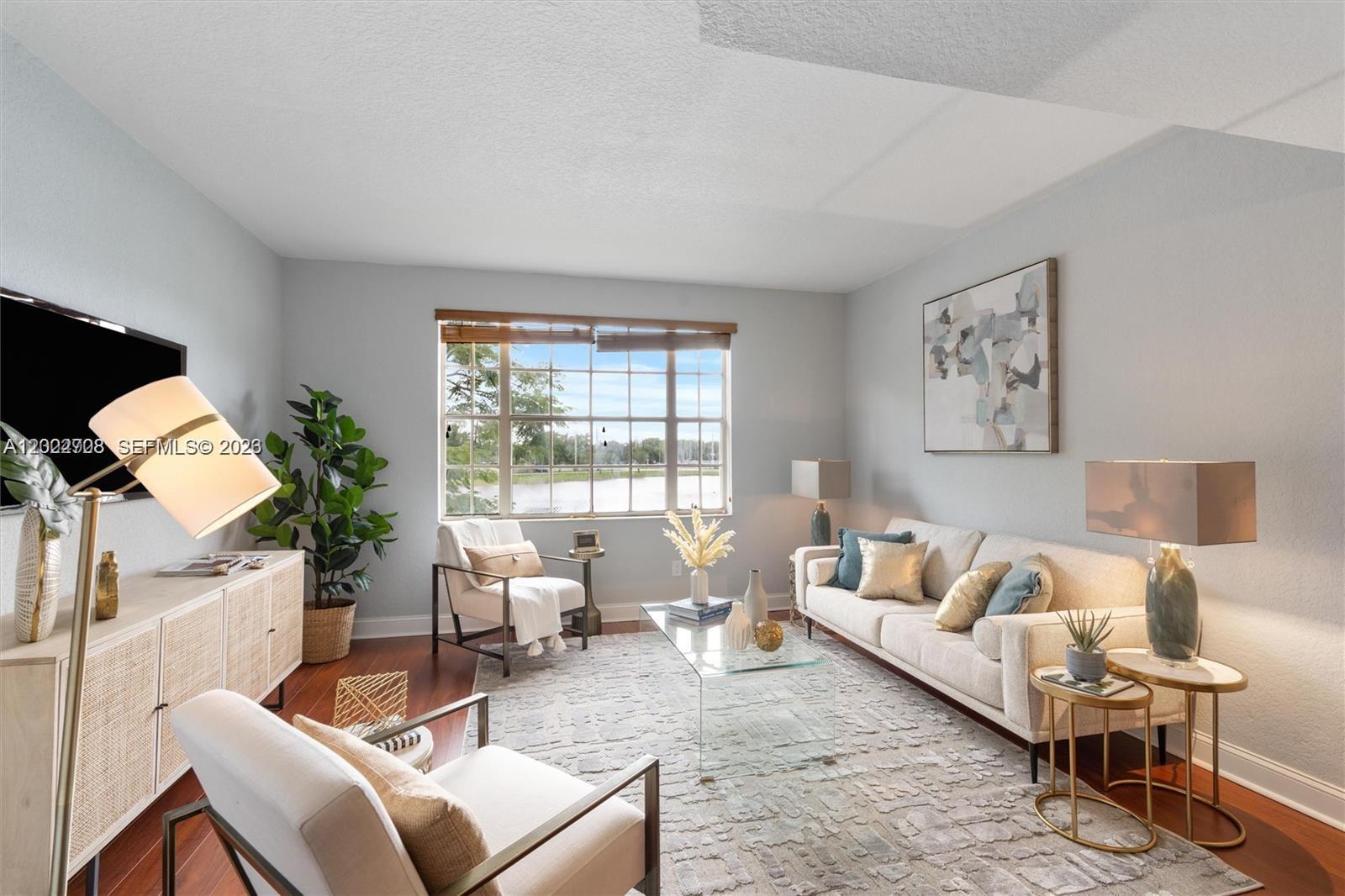 VILLAS DE TUSCANY CONDO - Residential