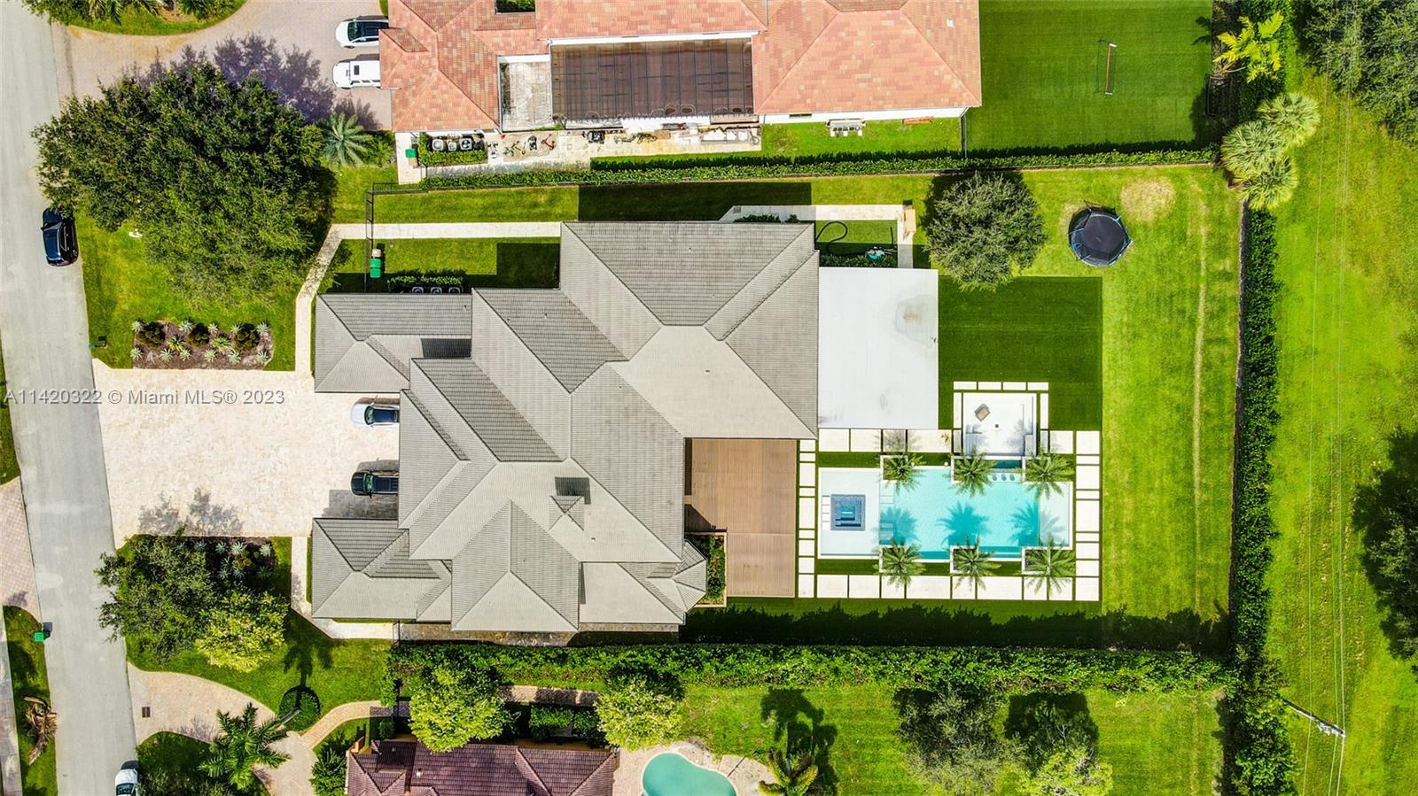 KAPOK GROVE ESTATES - Residential