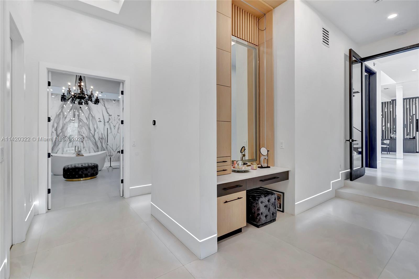 KAPOK GROVE ESTATES - Residential