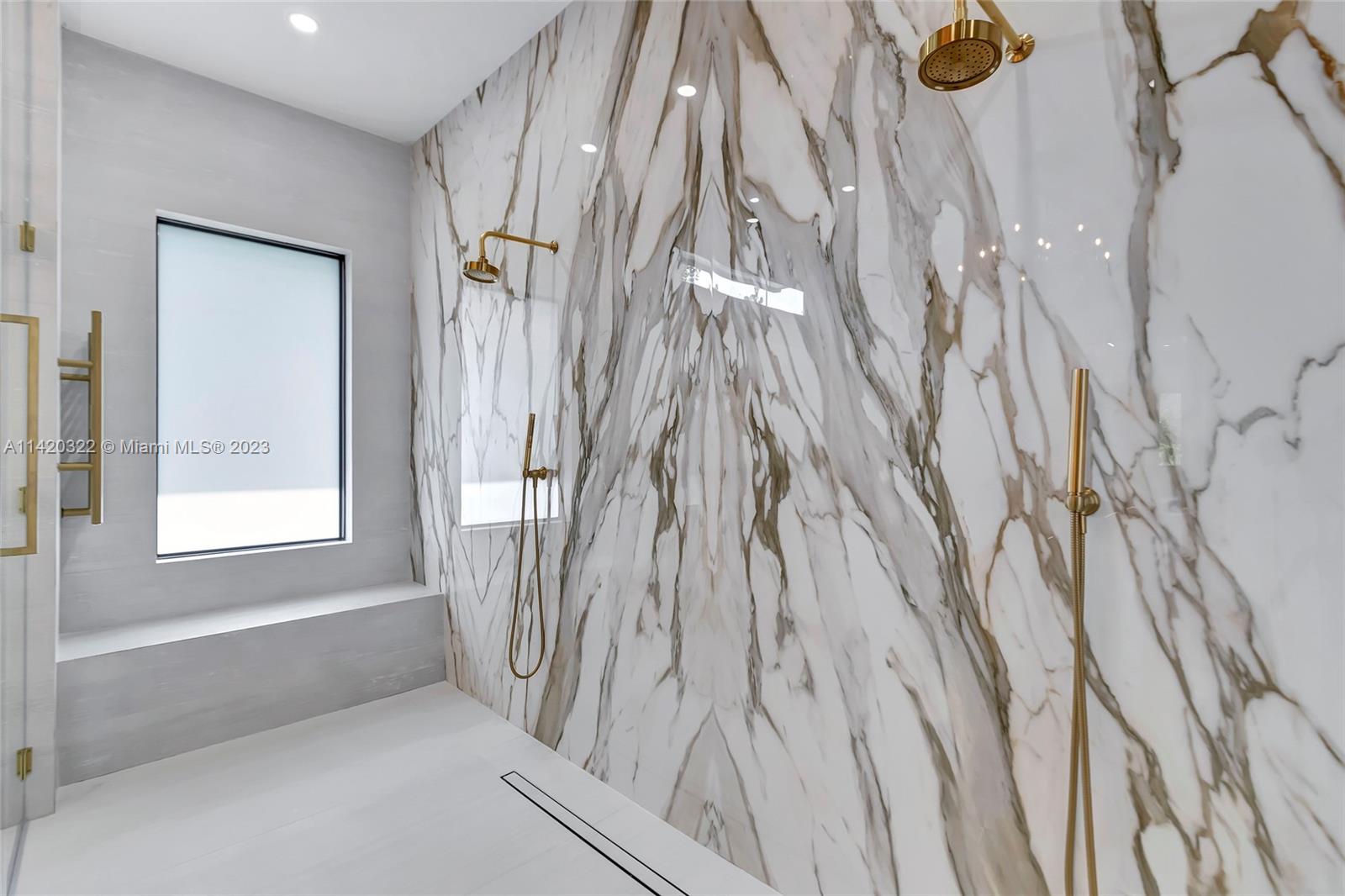 KAPOK GROVE ESTATES - Residential