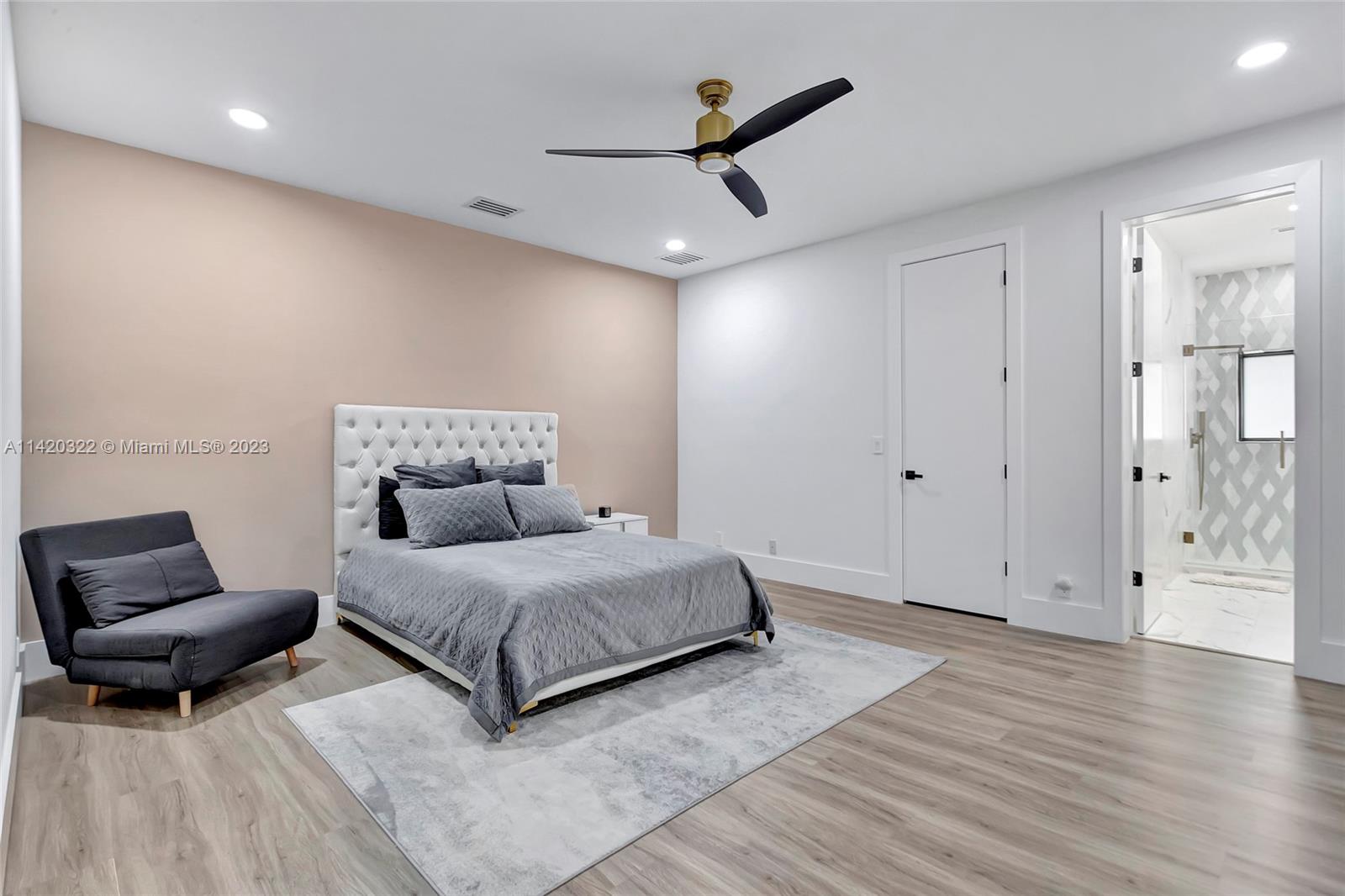 KAPOK GROVE ESTATES - Residential