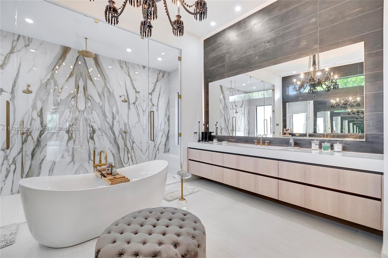 KAPOK GROVE ESTATES - Residential