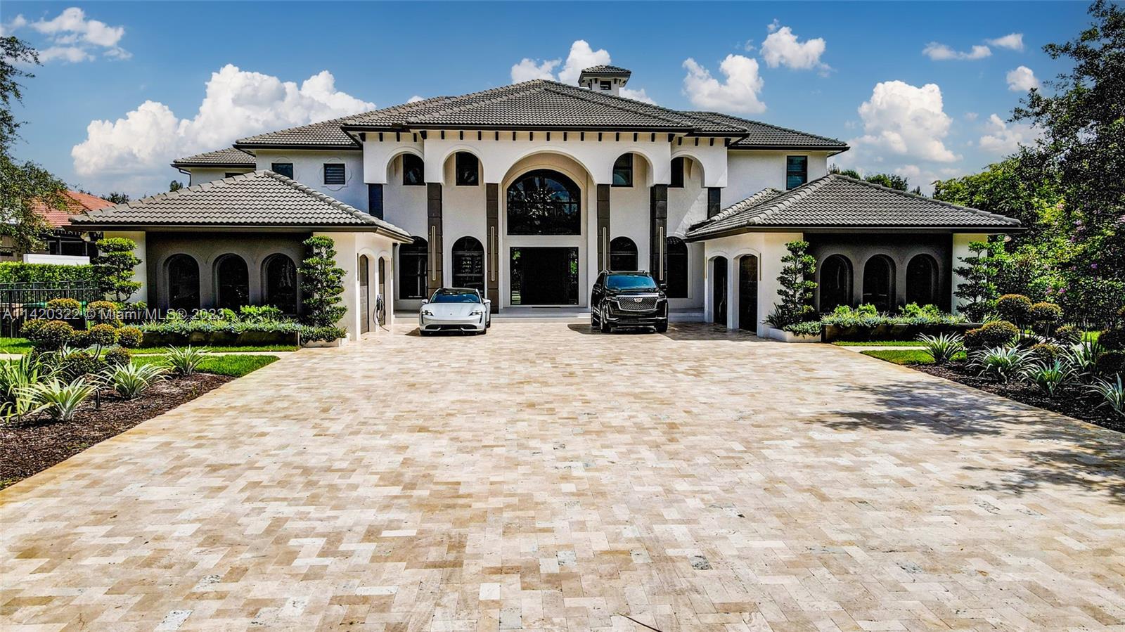 KAPOK GROVE ESTATES - Residential