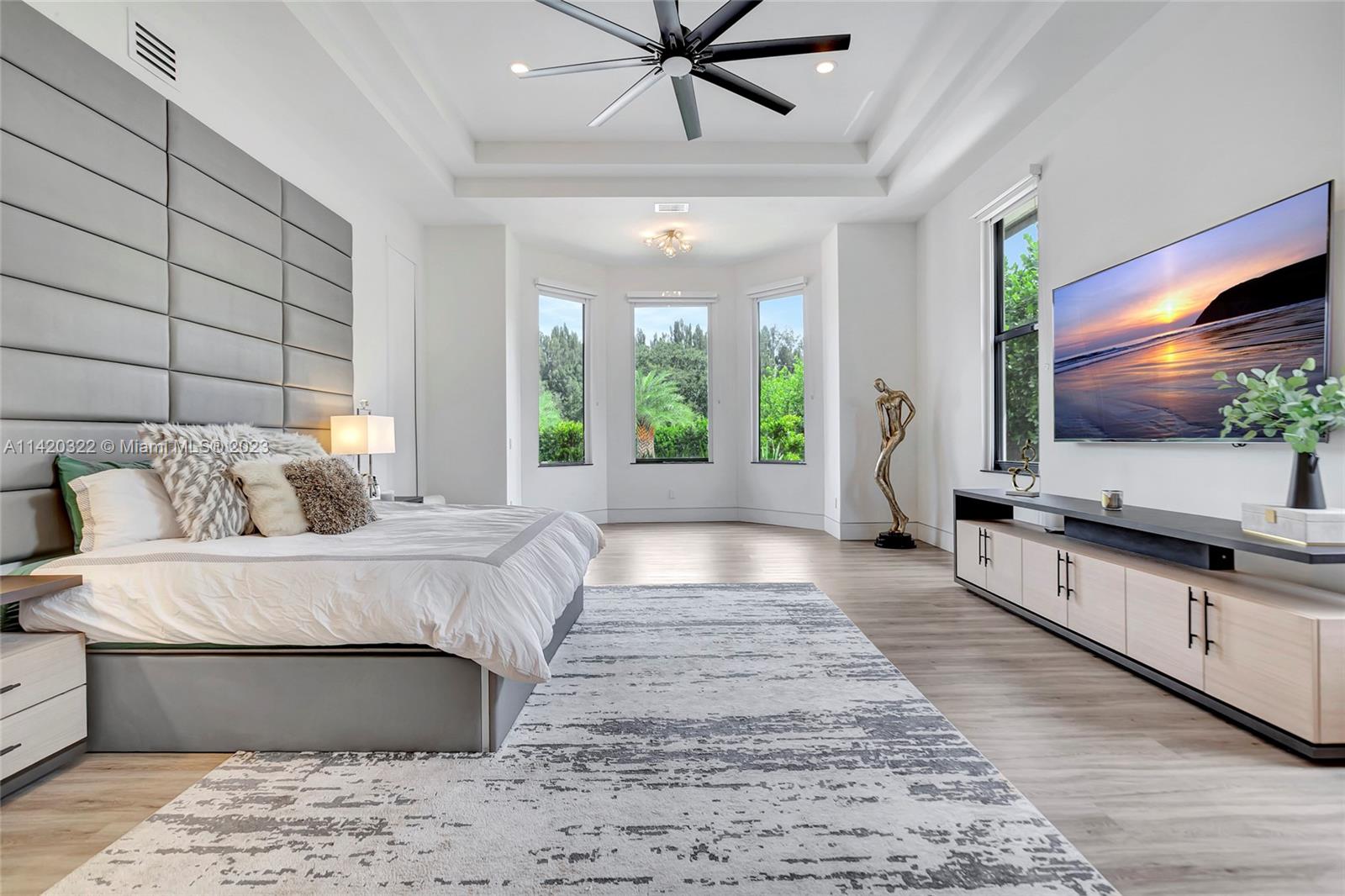 KAPOK GROVE ESTATES - Residential