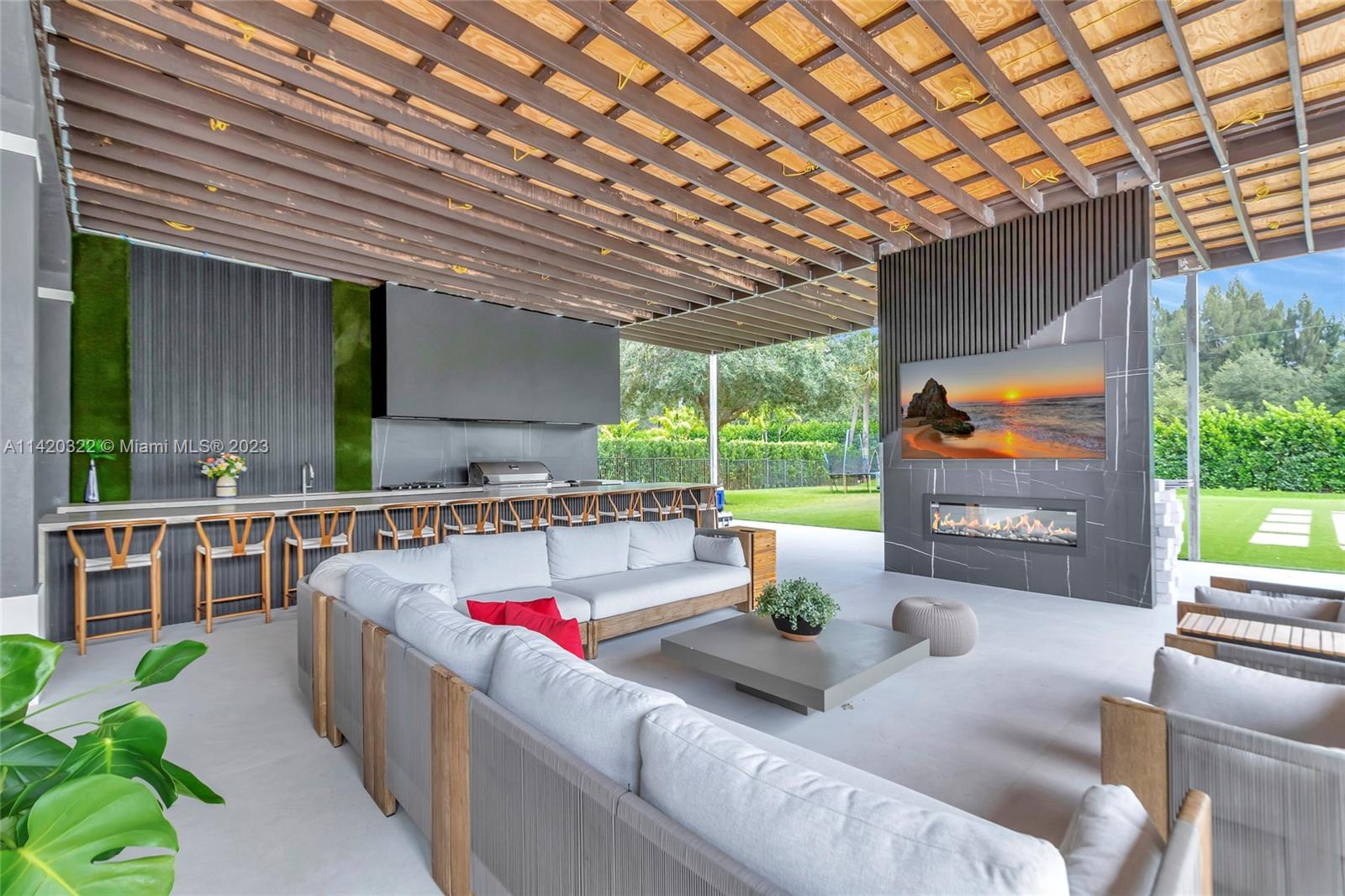 KAPOK GROVE ESTATES - Residential