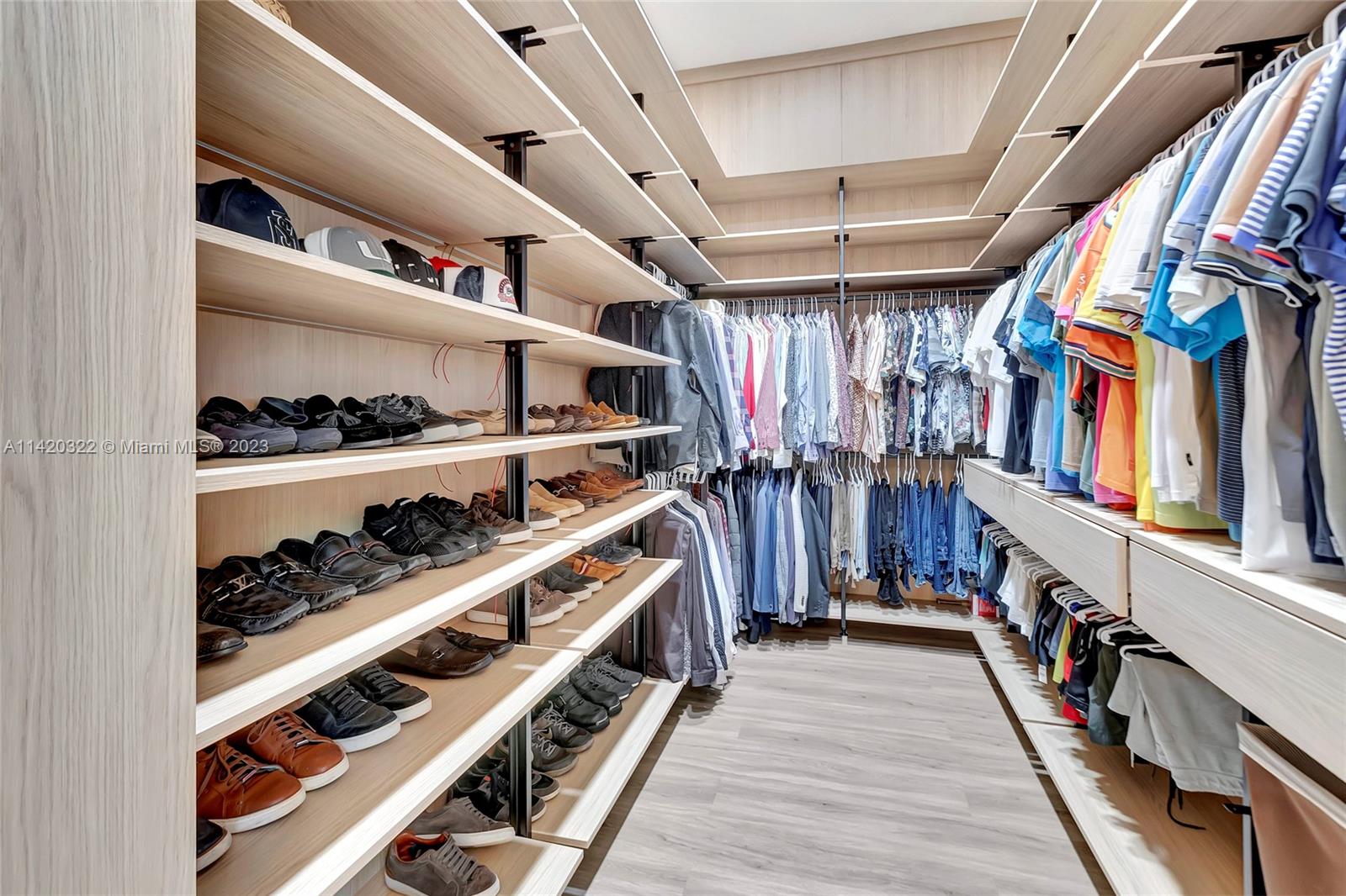 KAPOK GROVE ESTATES - Residential