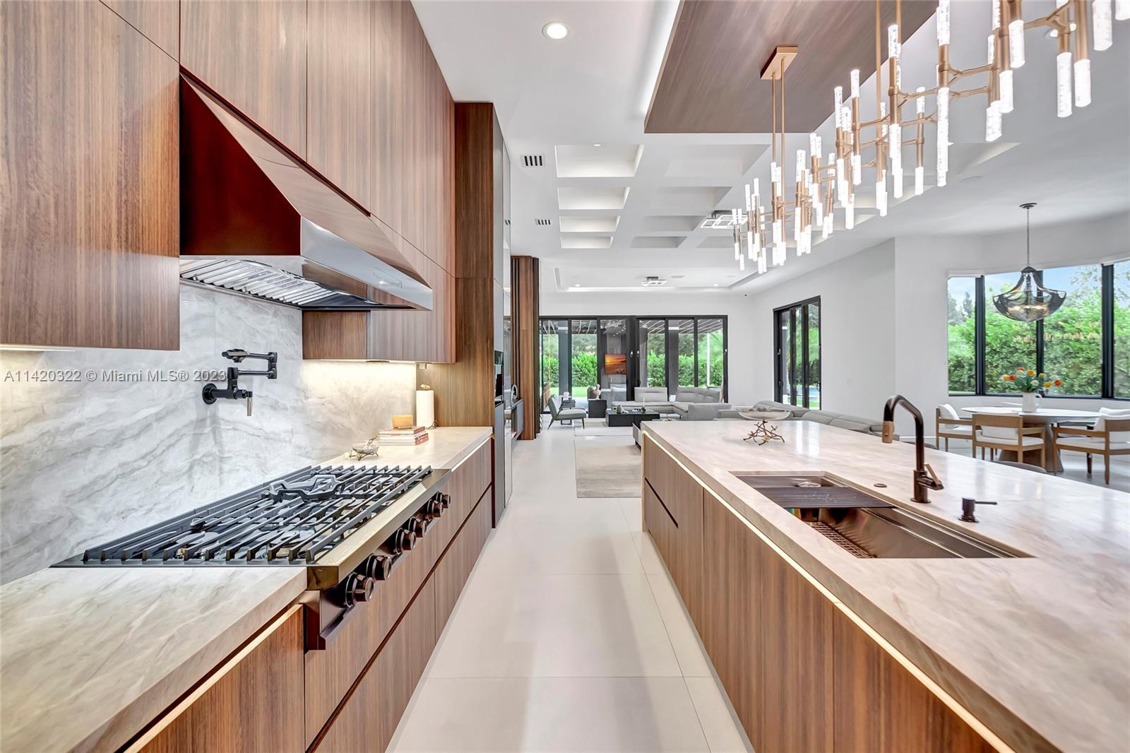 KAPOK GROVE ESTATES - Residential