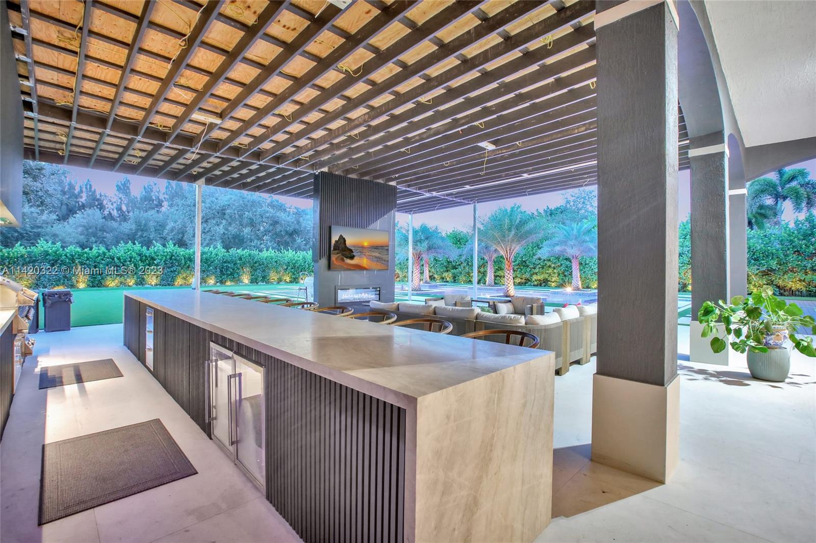 KAPOK GROVE ESTATES - Residential