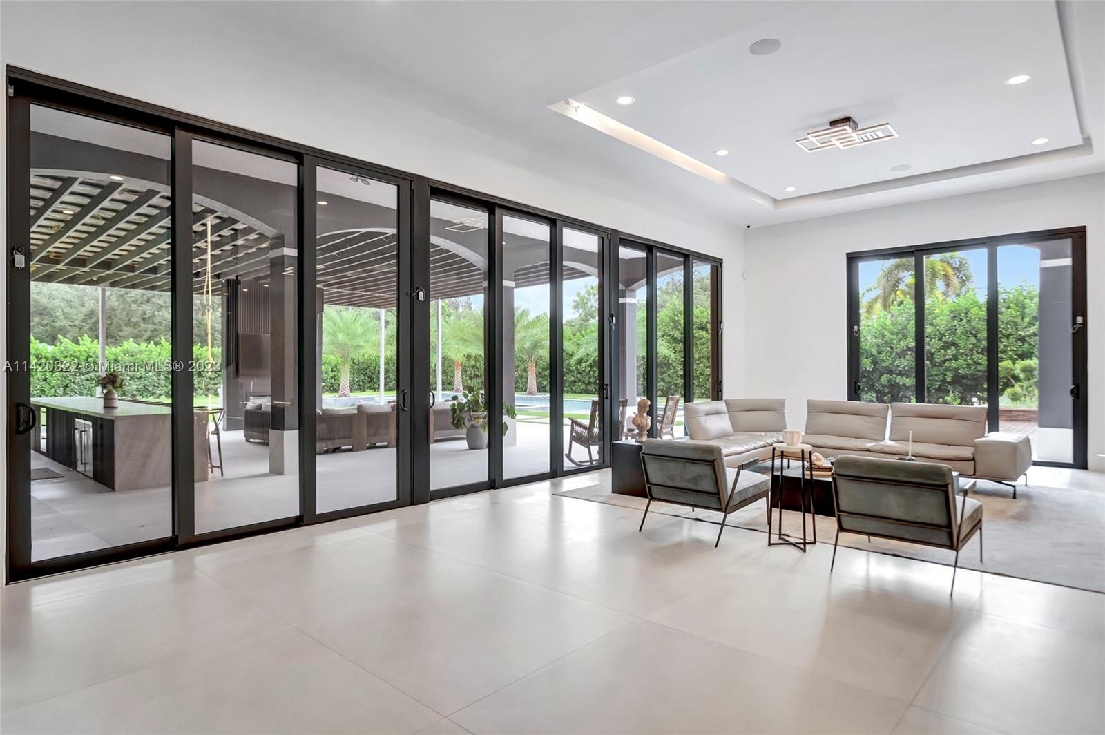 KAPOK GROVE ESTATES - Residential