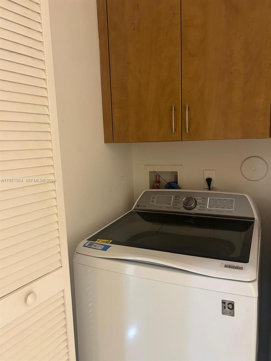 VILLA ALHAMBRA CONDO - Residential