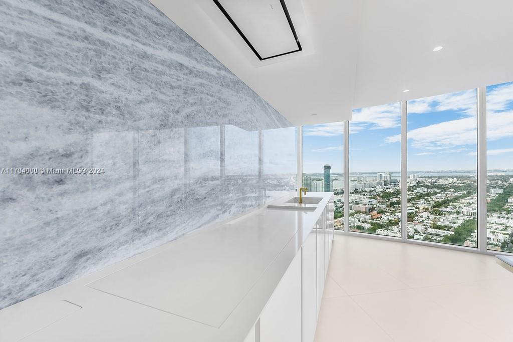 PORTOFINO TOWER CONDO - Residential
