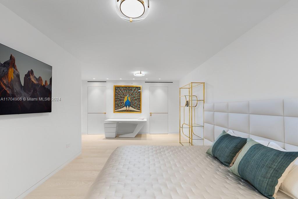 PORTOFINO TOWER CONDO - Residential