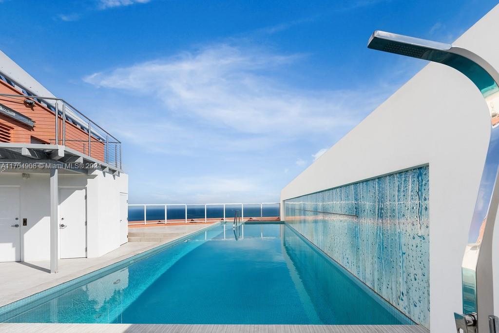 PORTOFINO TOWER CONDO - Residential