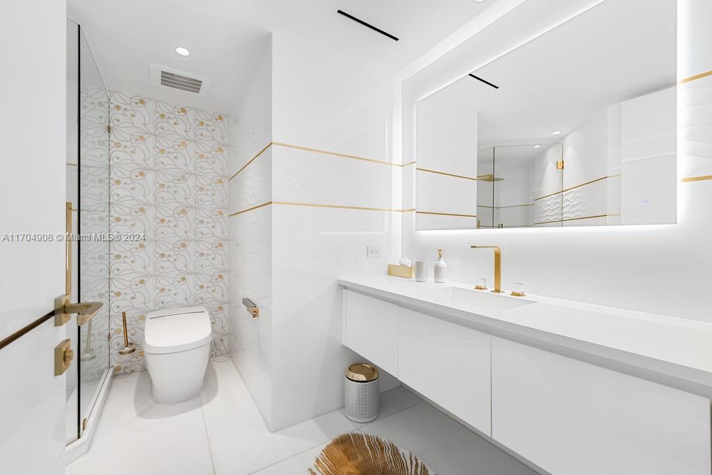 PORTOFINO TOWER CONDO - Residential