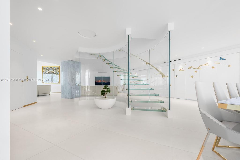 PORTOFINO TOWER CONDO - Residential
