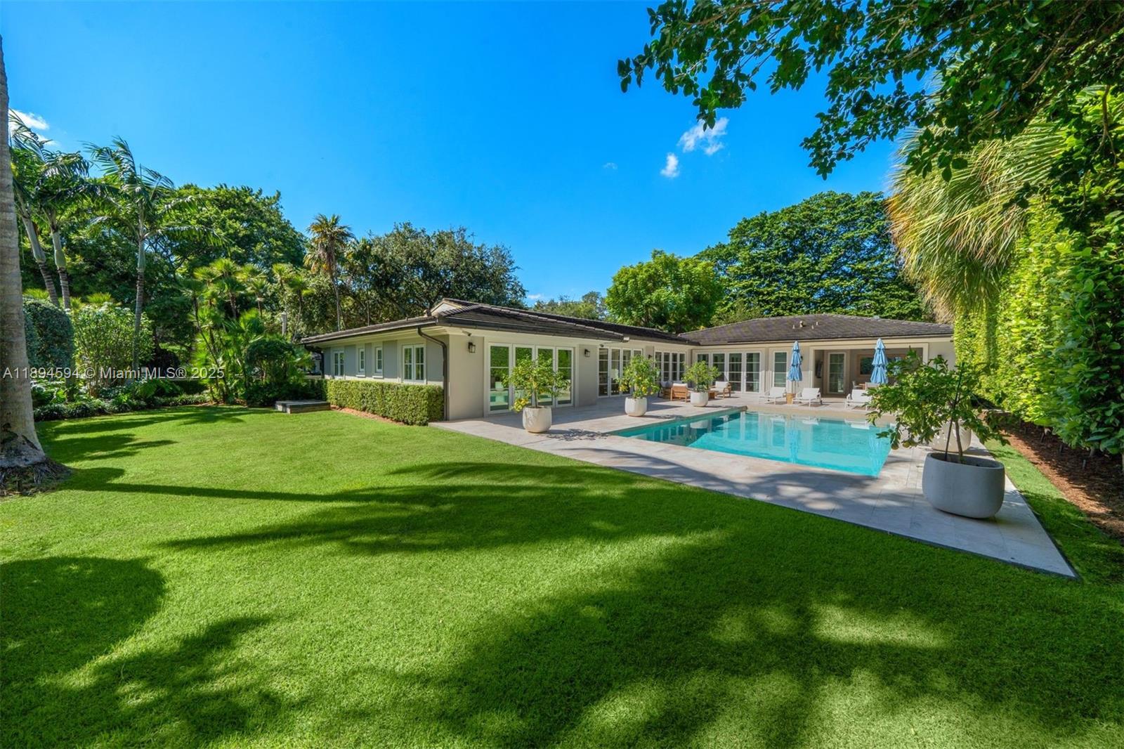 BAY POINT - Residential