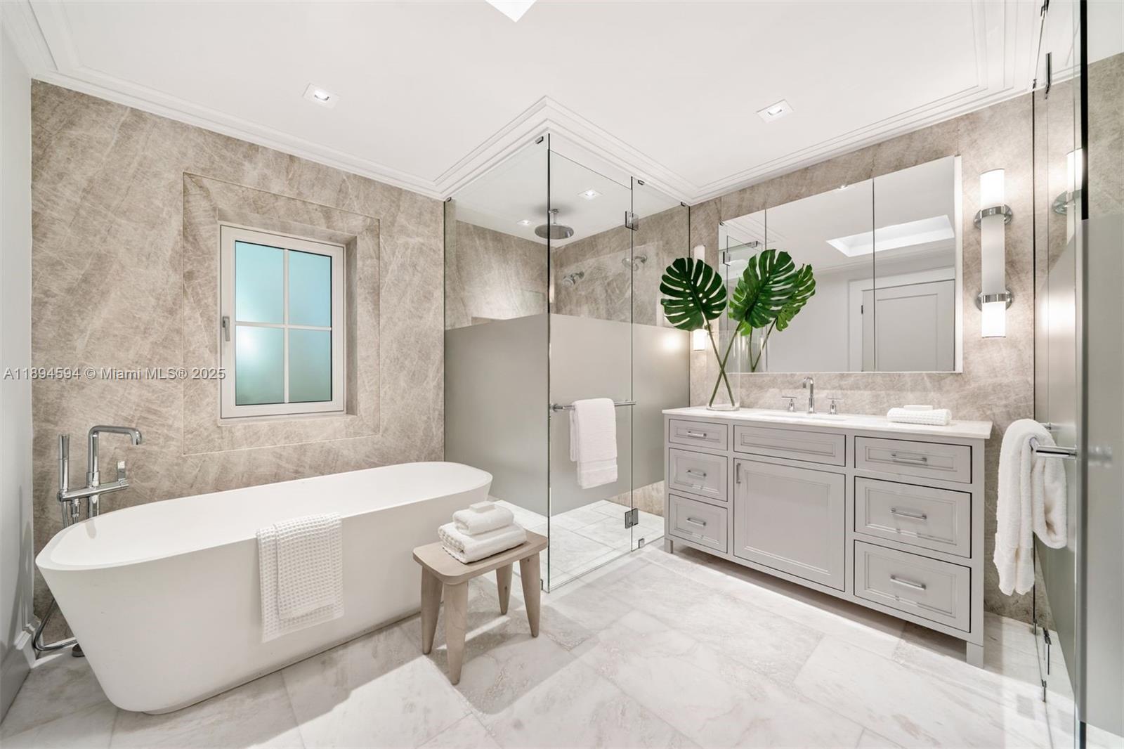 BAY POINT - Residential