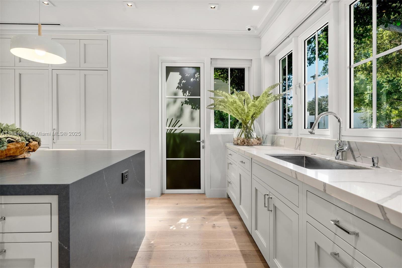 BAY POINT - Residential