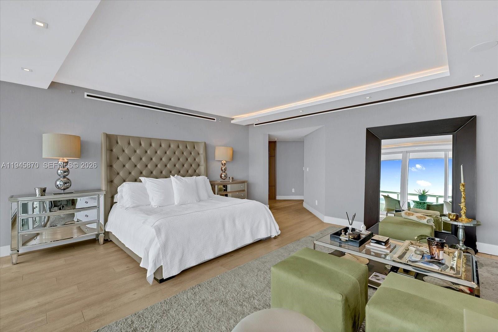 SANTA MARIA CONDO - Residential