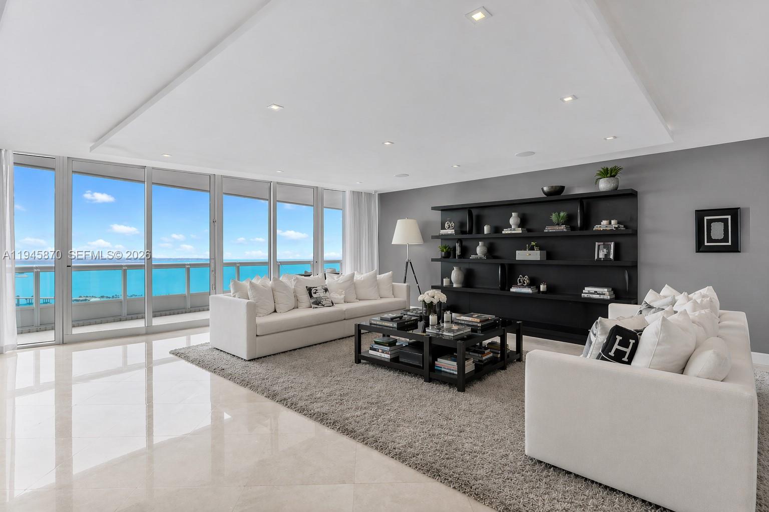 SANTA MARIA CONDO - Residential
