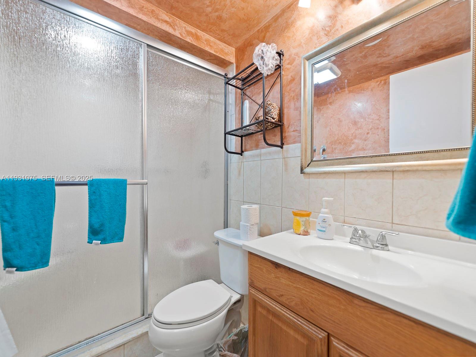 COVE CONDO PHASE I - Residential