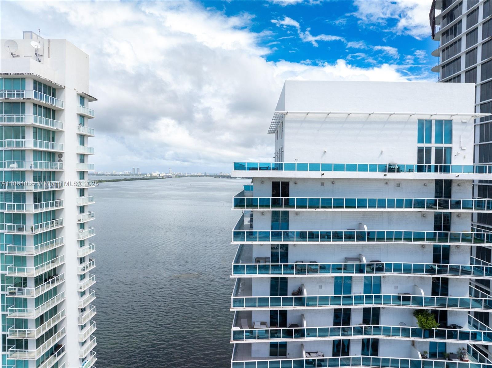 STAR LOFTS ON THE BAY CON - Residential Lease