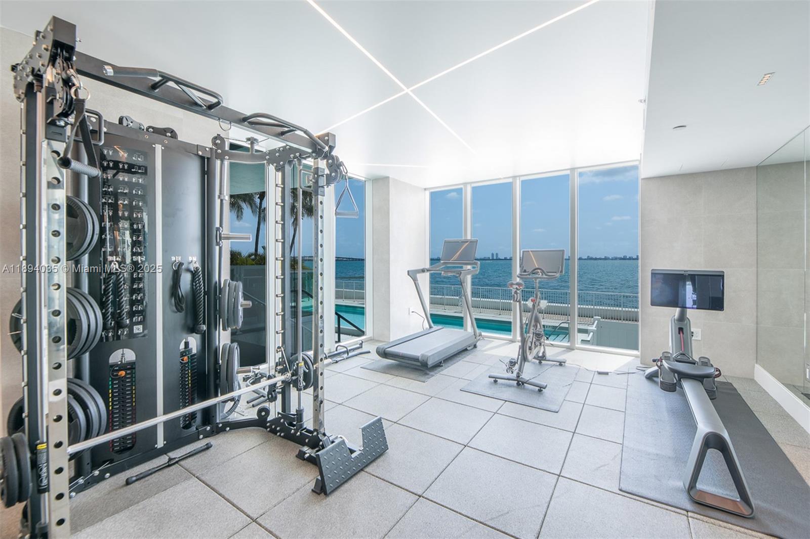 STAR LOFTS ON THE BAY CON - Residential Lease