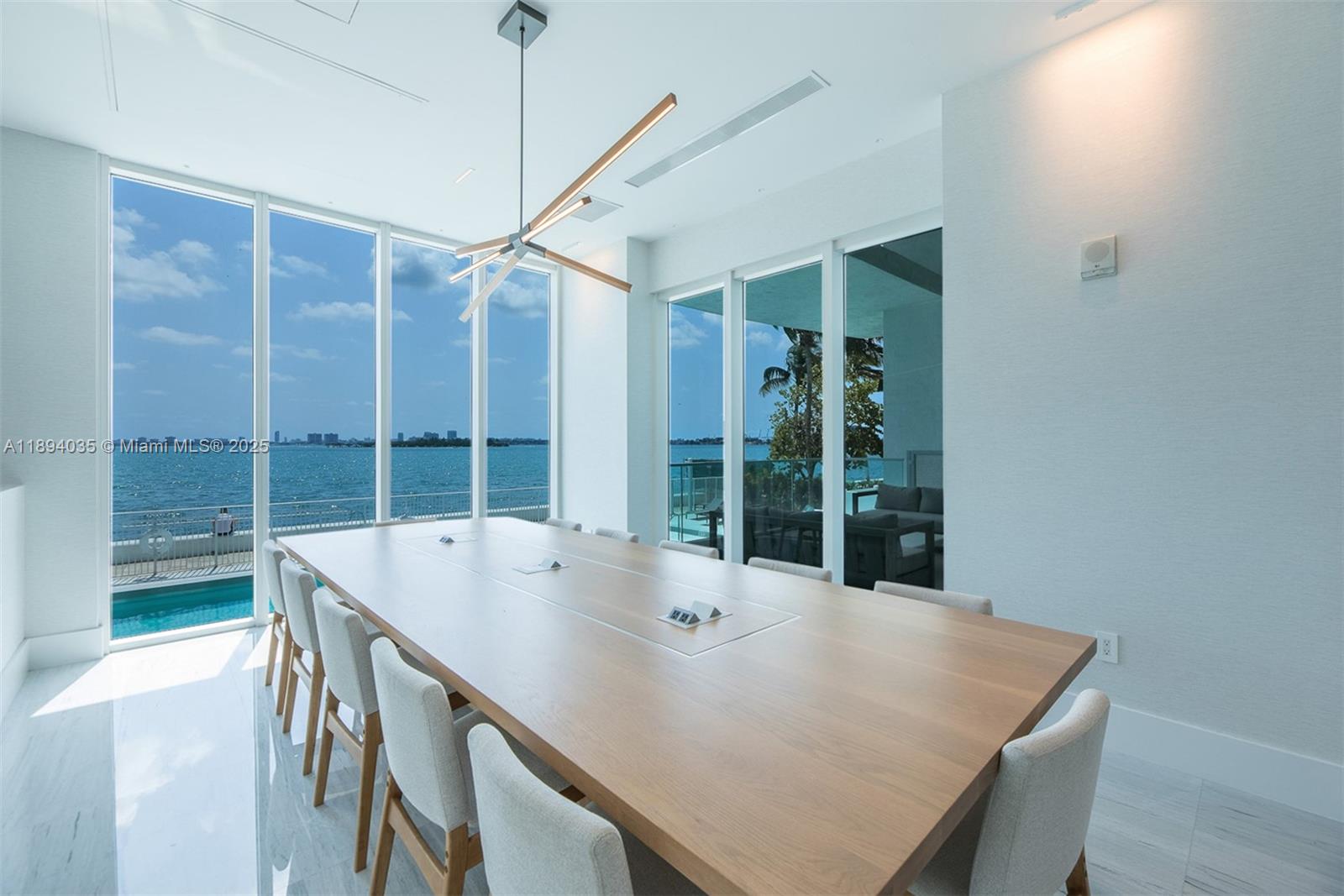 STAR LOFTS ON THE BAY CON - Residential Lease
