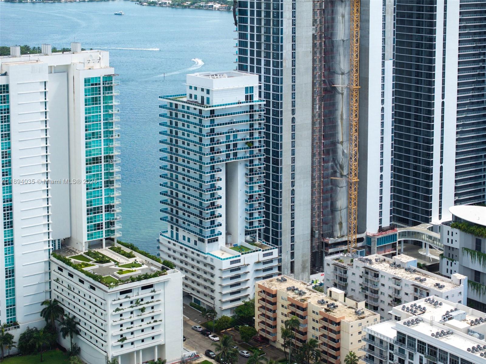 STAR LOFTS ON THE BAY CON - Residential Lease
