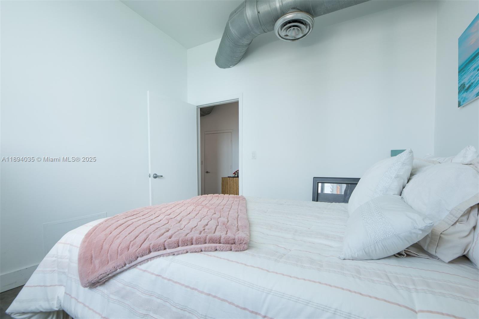 STAR LOFTS ON THE BAY CON - Residential Lease