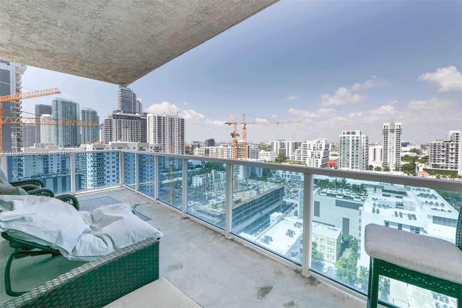 STAR LOFTS ON THE BAY CON - Residential Lease