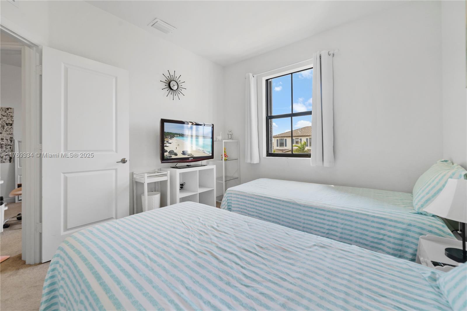 SILVER PALM RESIDENTIAL H - Residential